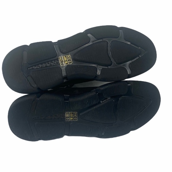 Kenneth Cole Reaction Black Micro Boot - Picture 8 of 15